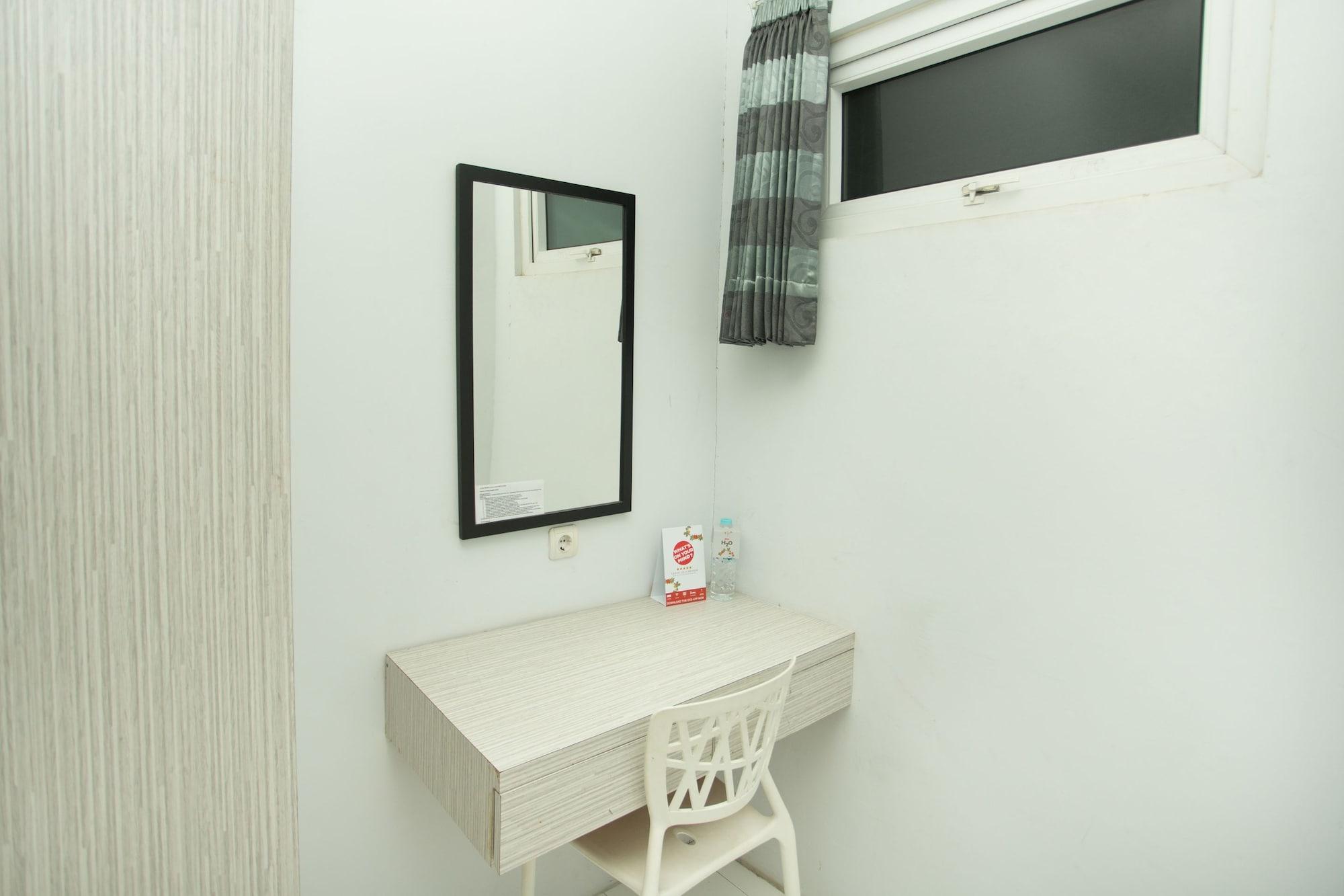 Hotel Oyo 850 Lapan Lapan Banjarmasin  Esterno foto