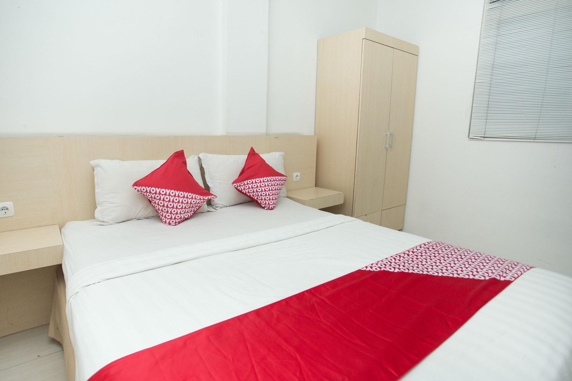 Hotel Oyo 850 Lapan Lapan Banjarmasin  Esterno foto