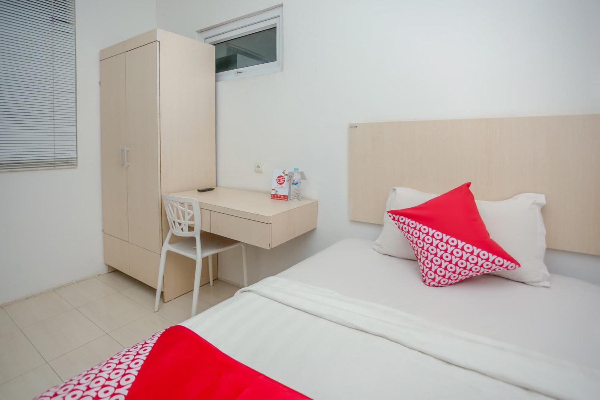 Hotel Oyo 850 Lapan Lapan Banjarmasin  Esterno foto